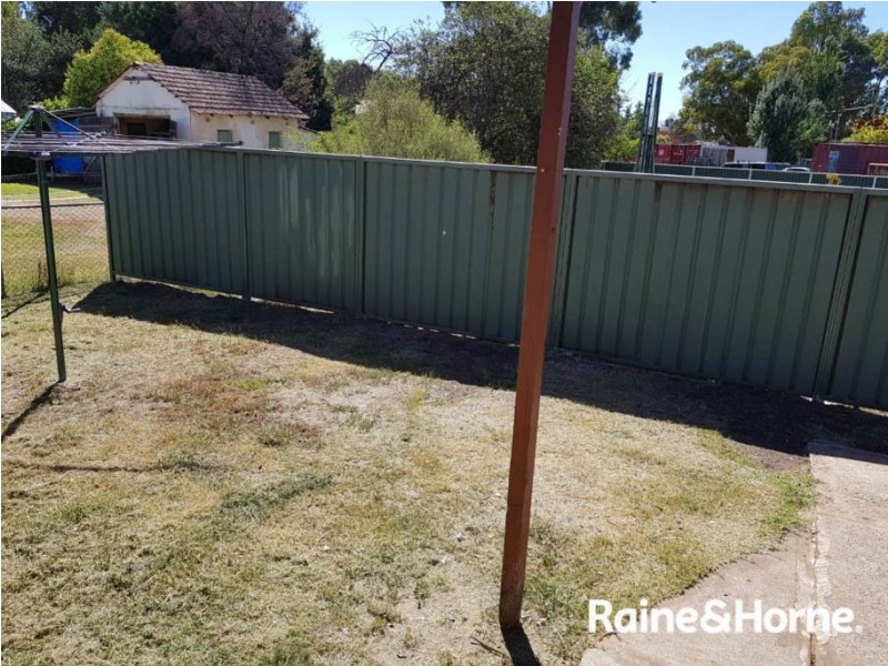 30 Vale Road, South Bathurst NSW 2795