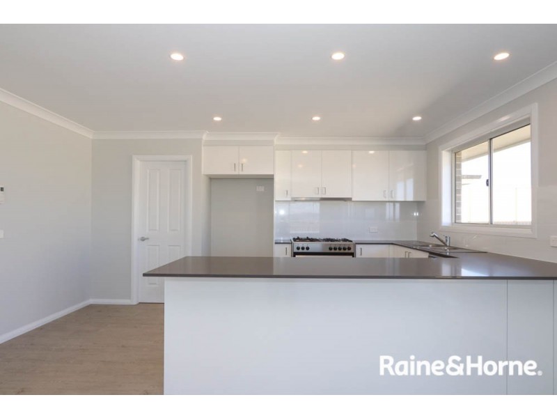 20 Keystone Rise, Kelso NSW 2795