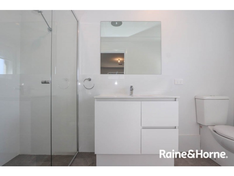 16 Darling Street, Eglinton NSW 2795