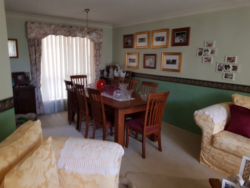 11 Glenhaven Crescent, Perthville NSW 2795