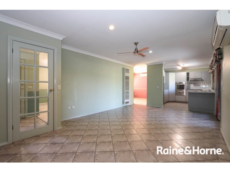 35 Freestone Way, Windradyne NSW 2795
