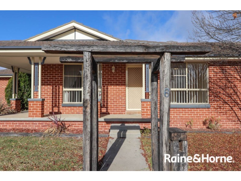 6 Ussher Crescent, Windradyne NSW 2795