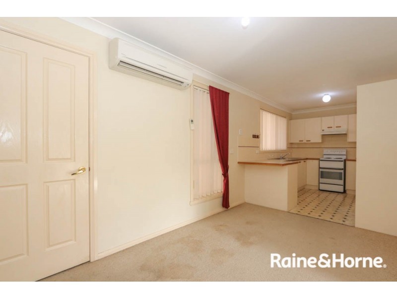 6 Ussher Crescent, Windradyne NSW 2795