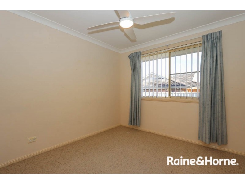 6 Ussher Crescent, Windradyne NSW 2795