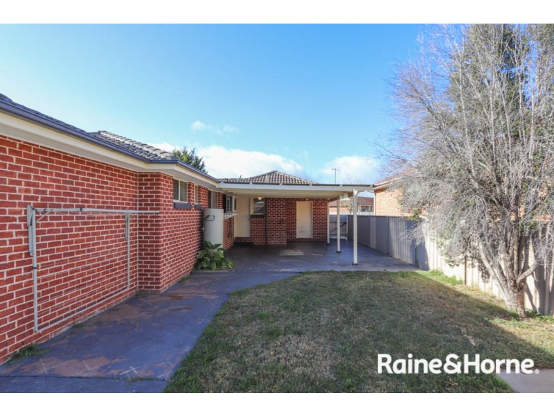 6 Ussher Crescent, Windradyne NSW 2795