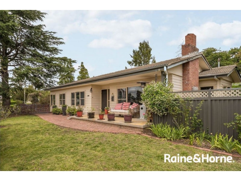 252 Durham Street, West Bathurst NSW 2795
