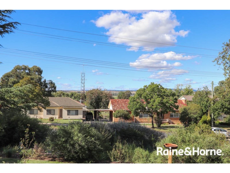 252 Durham Street, West Bathurst NSW 2795