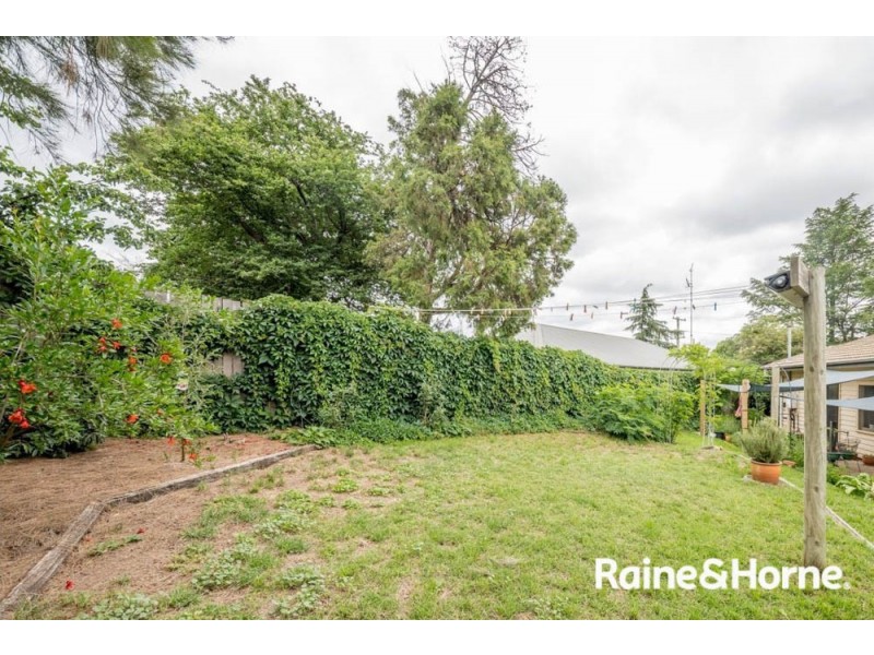 252 Durham Street, West Bathurst NSW 2795
