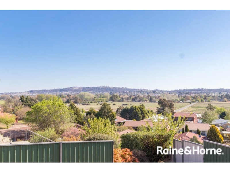 8 Sloman Court, Kelso NSW 2795