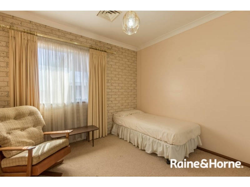 8 Sloman Court, Kelso NSW 2795