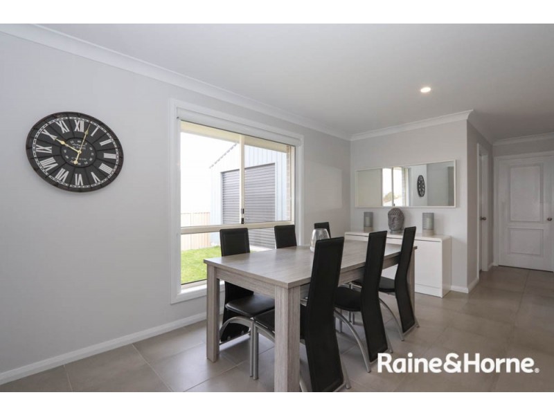 83 Graham Drive, Kelso NSW 2795