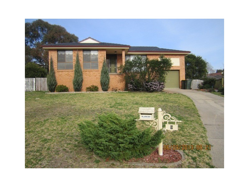 9 Parsons Cl, Bathurst NSW 2795