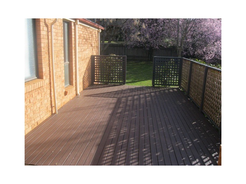 9 Parsons Cl, Bathurst NSW 2795