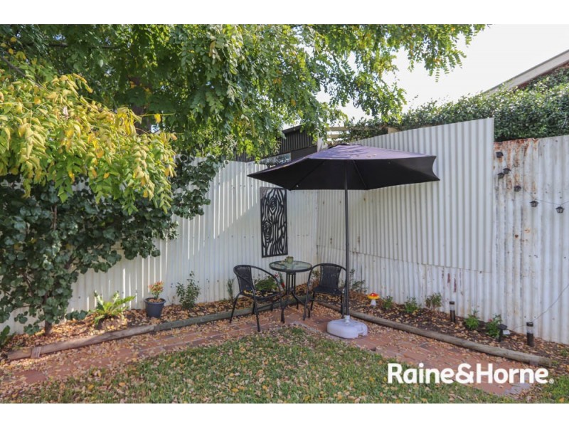 77 Bant Street, South Bathurst NSW 2795