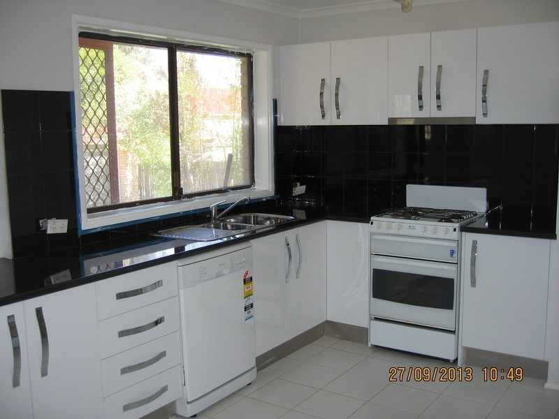 32 Miriyan Drive, Bathurst NSW 2795