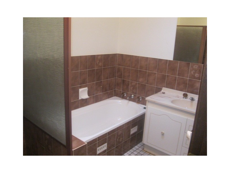 1/75 Lambert, Bathurst NSW 2795