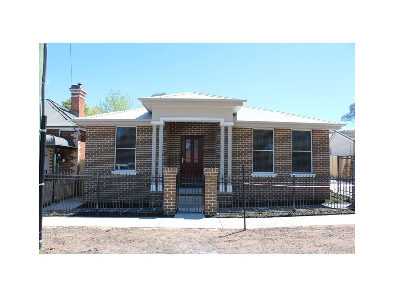 1/13 Busby St, Bathurst NSW 2795