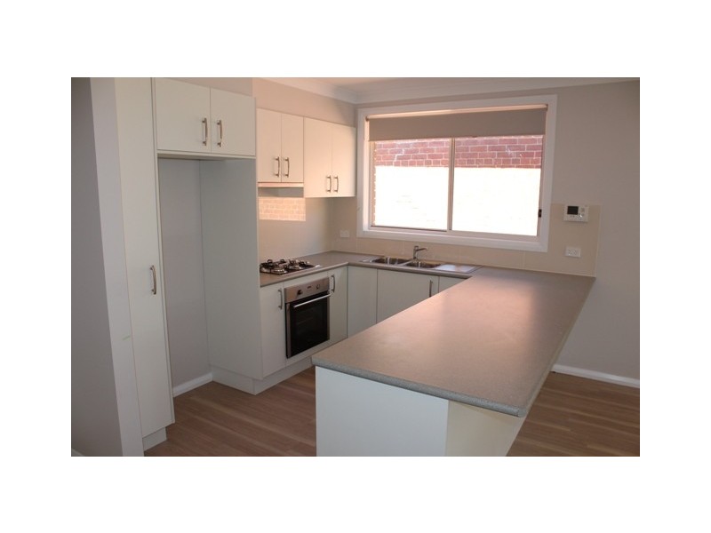 1/13 Busby St, Bathurst NSW 2795