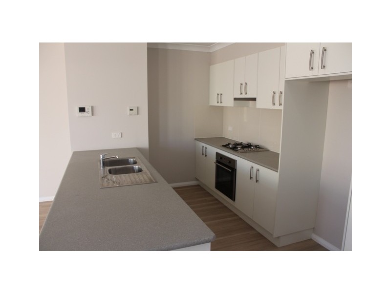 3/13 Busby St, Bathurst NSW 2795