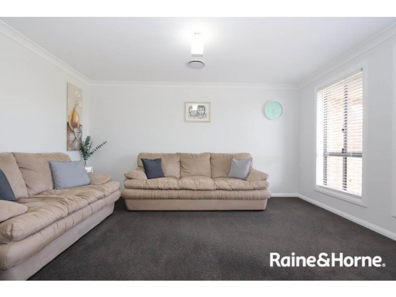 31 Lew Avenue, Eglinton NSW 2795