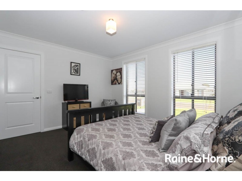 31 Lew Avenue, Eglinton NSW 2795