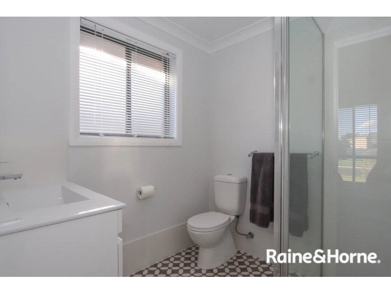 31 Lew Avenue, Eglinton NSW 2795