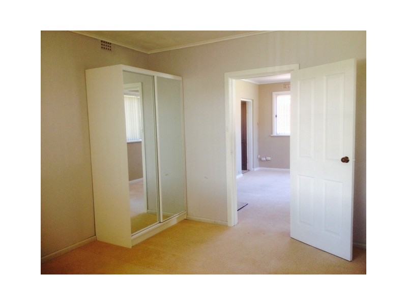 56  Stanley St, Bathurst NSW 2795