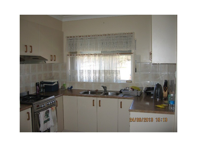 77 Sydney Road, Bathurst NSW 2795