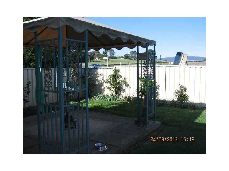 77 Sydney Road, Bathurst NSW 2795