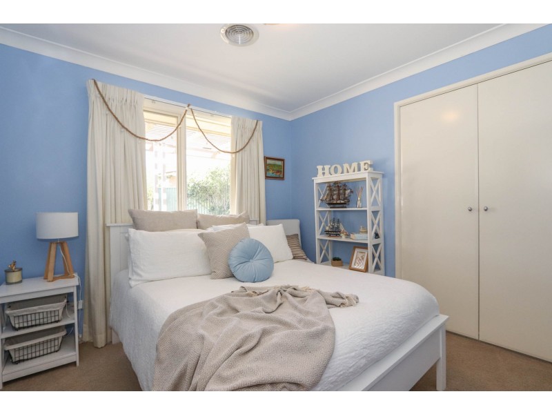 2 NORTHCOTT DRIVE, West Bathurst NSW 2795