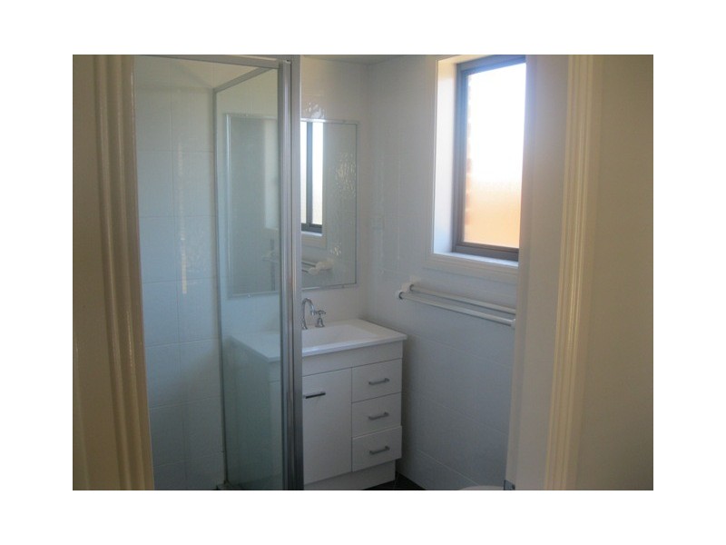 22 Willott Close, Bathurst NSW 2795