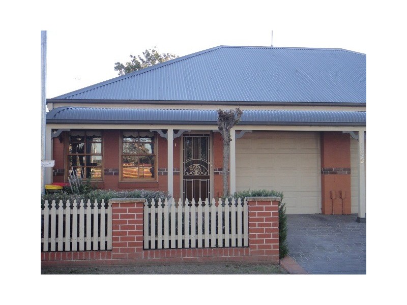 1/128 Howick Street, Bathurst NSW 2795