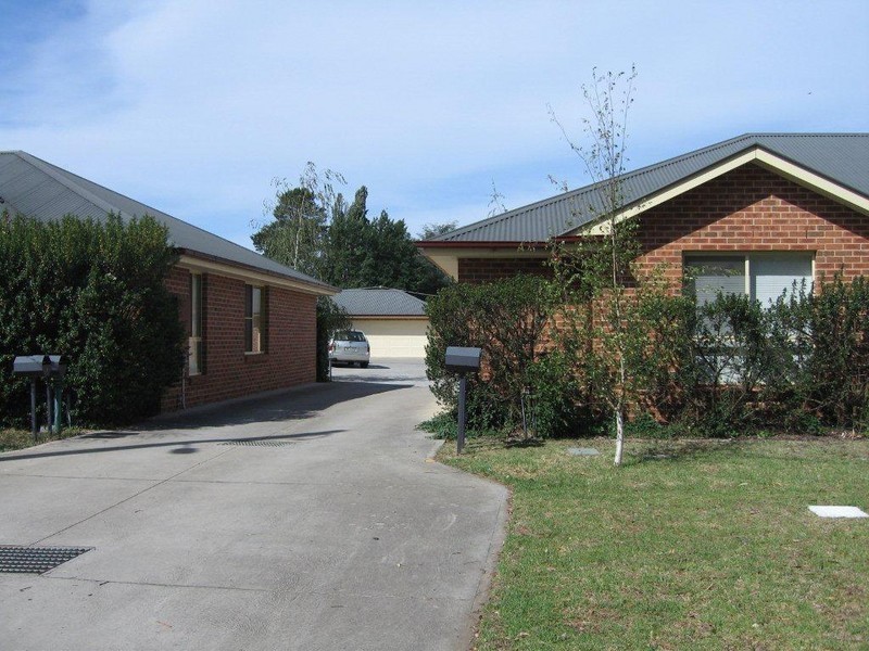 2/75 Stanley Street, Bathurst NSW 2795