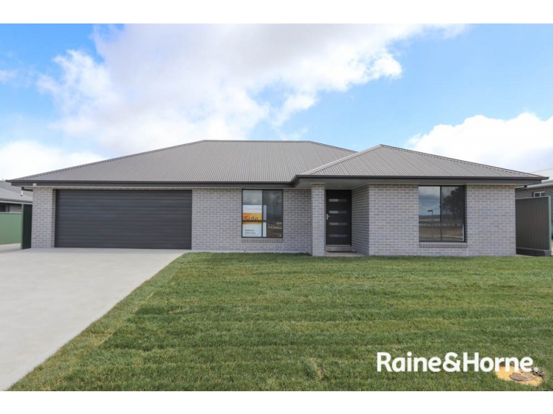 24 Cox Lane, Eglinton NSW 2795