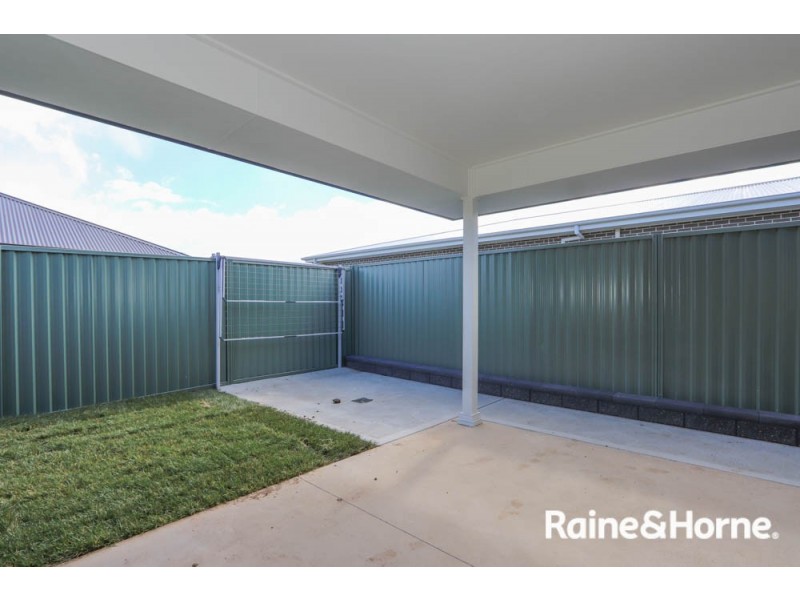 24 Cox Lane, Eglinton NSW 2795