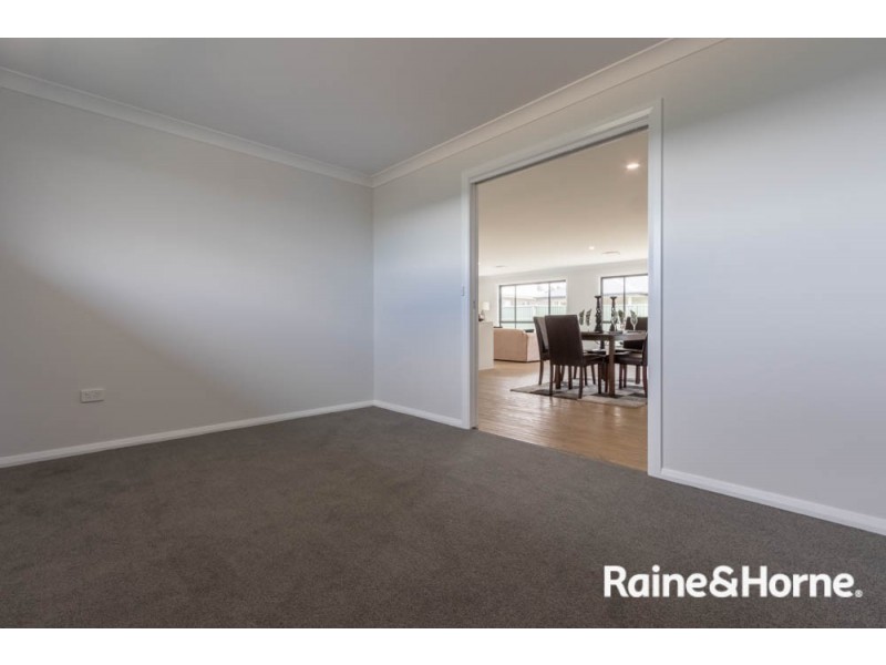 24A Cox Lane, Eglinton NSW 2795