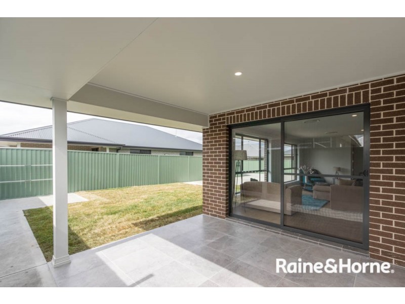 24A Cox Lane, Eglinton NSW 2795