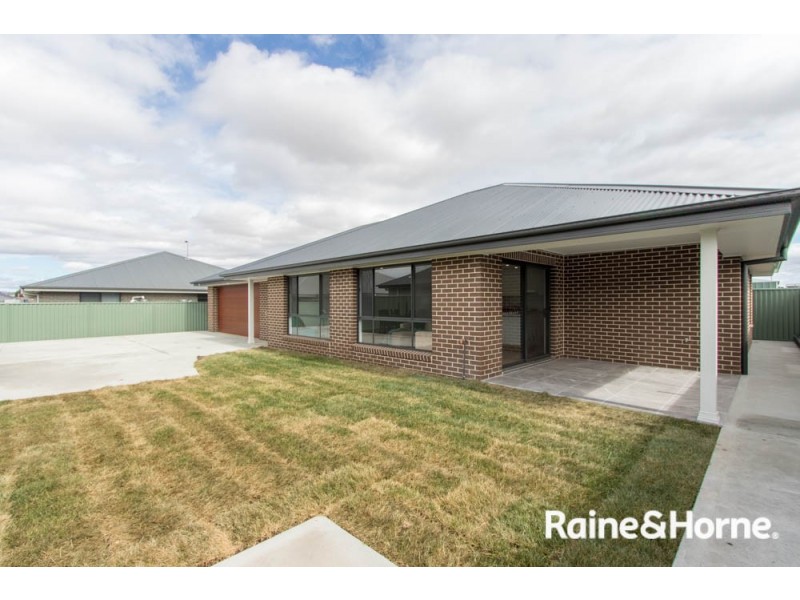 24A Cox Lane, Eglinton NSW 2795