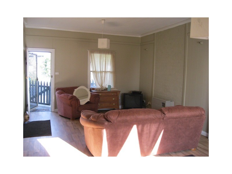 9 Devonshire Lane, Bathurst NSW 2795