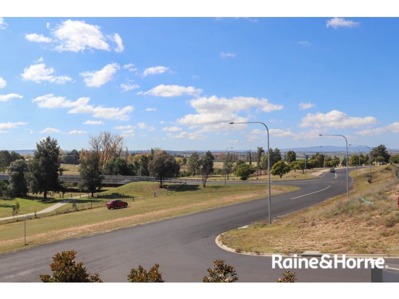 24 Parer Road, Abercrombie NSW 2795