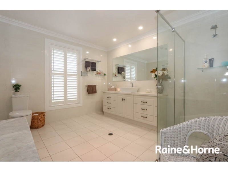 24 Parer Road, Abercrombie NSW 2795