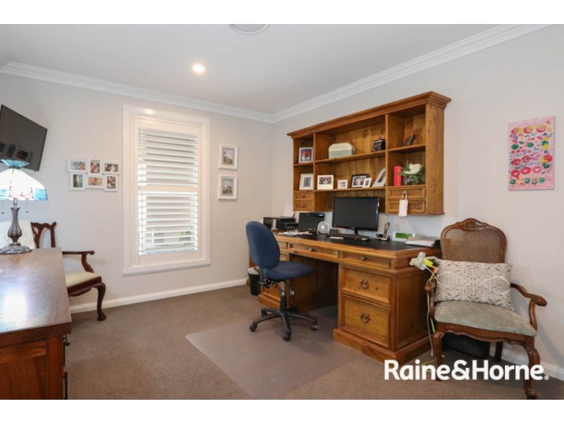 24 Parer Road, Abercrombie NSW 2795