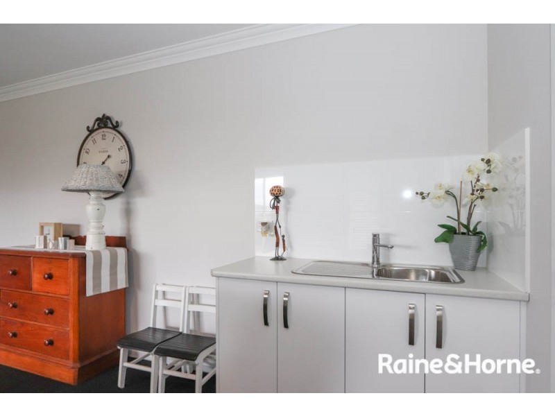 24 Parer Road, Abercrombie NSW 2795