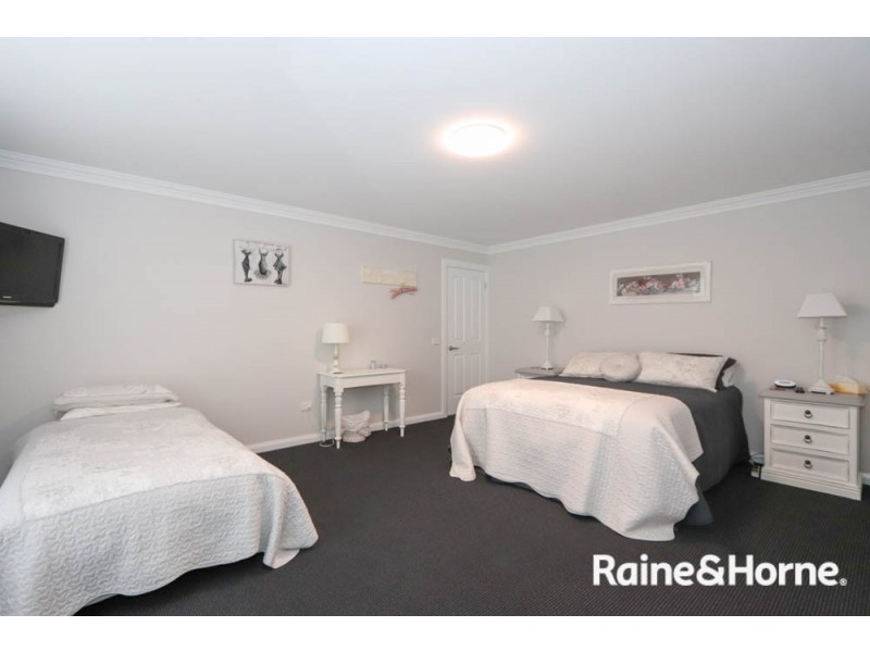 24 Parer Road, Abercrombie NSW 2795