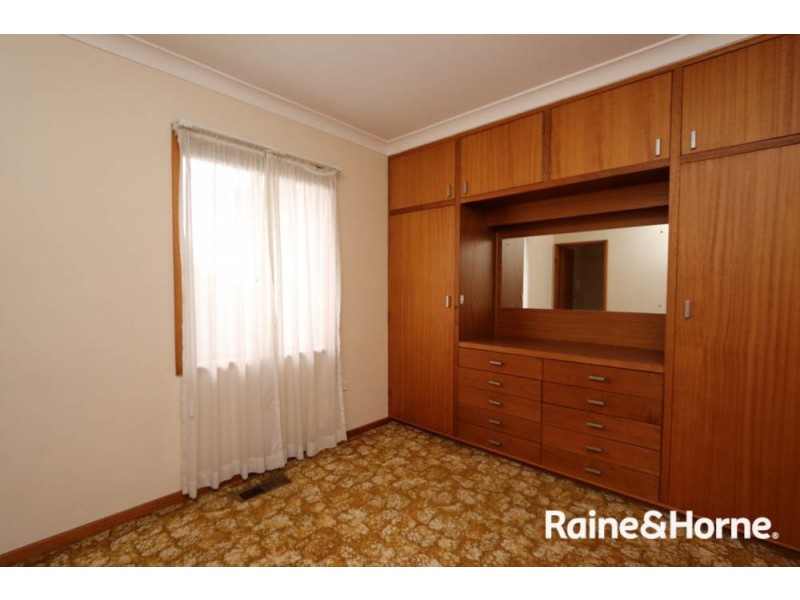 17 Vine Street, South Bathurst NSW 2795