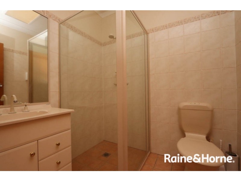 17 Vine Street, South Bathurst NSW 2795