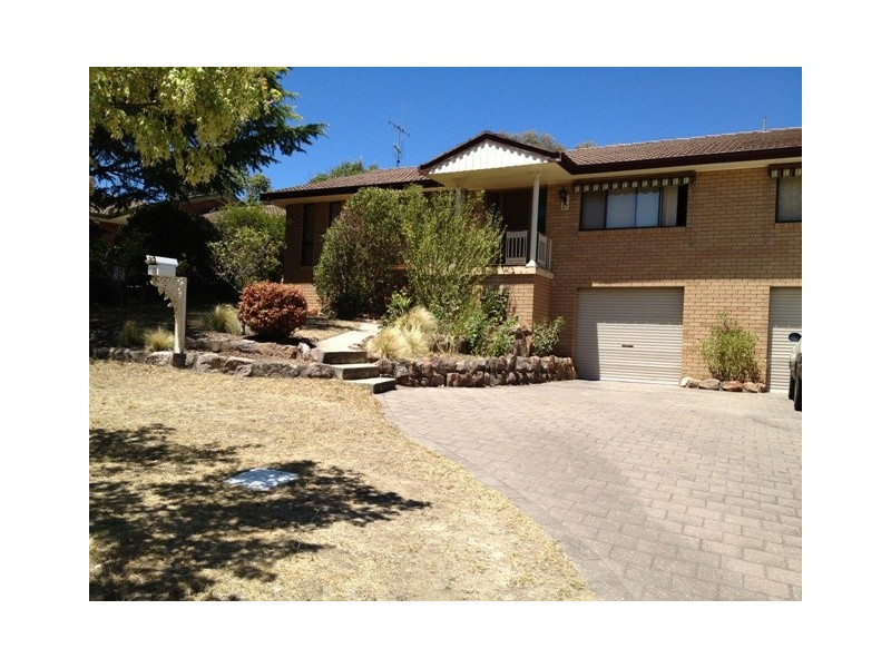 27 Kabbera Boulevard, Bathurst NSW 2795