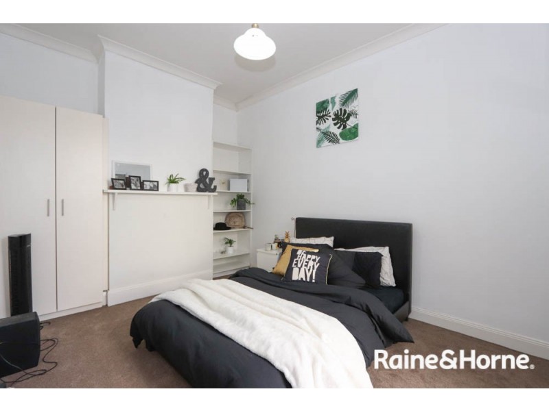 136 Bentinck Street, Bathurst NSW 2795