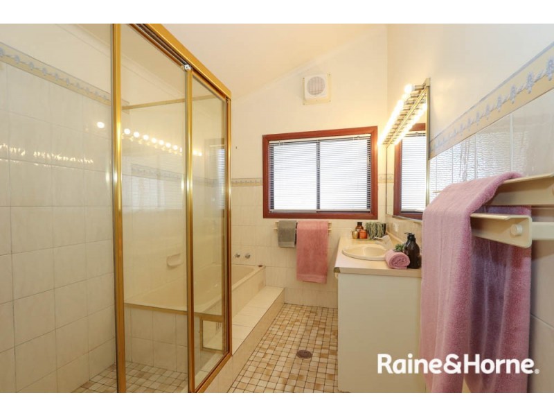 31 Messenger Street, Windradyne NSW 2795