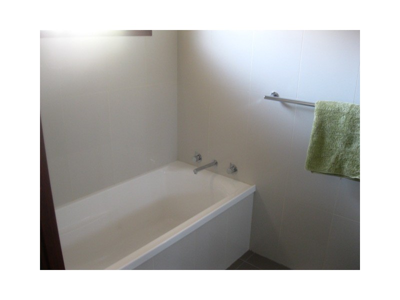 22 Pellion Pl, Bathurst NSW 2795